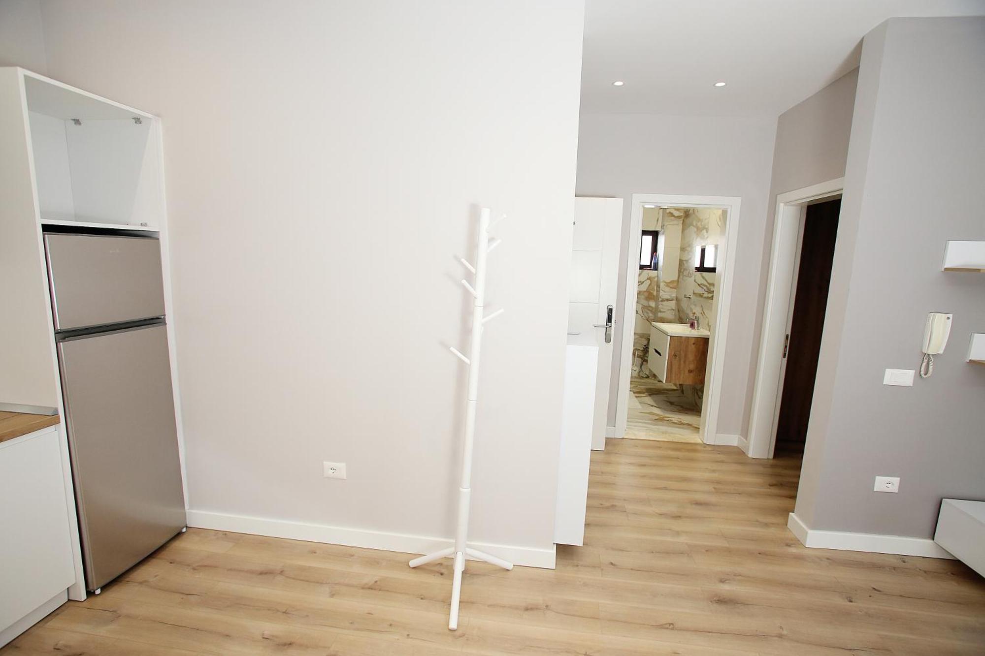 The Met Apartments Durres Bagian luar foto